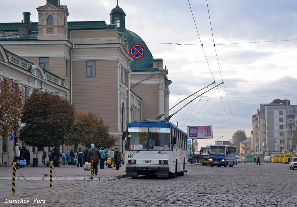 Ивано-Франковск, Škoda 14Tr02/6 № 144