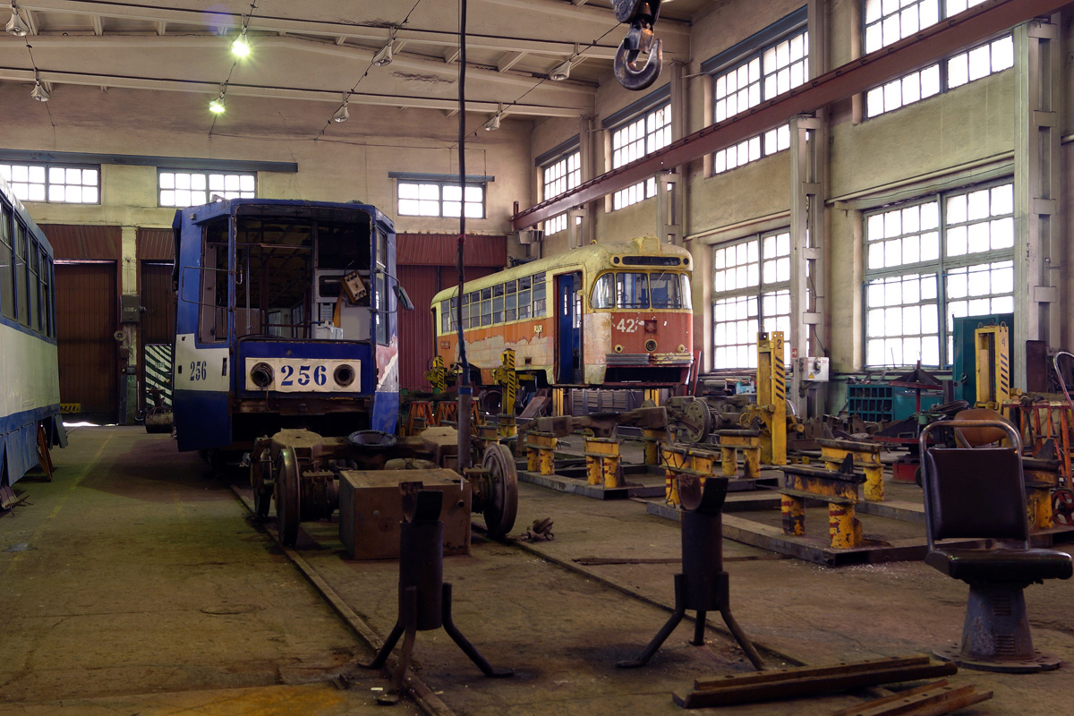 Новокузнецк, 71-608К № 256