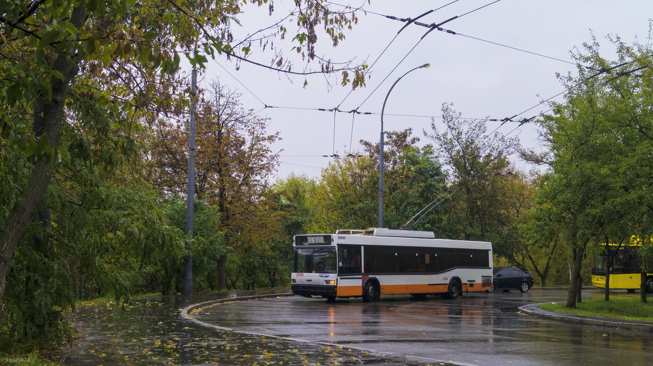 Киев, МАЗ-103Т № 1704