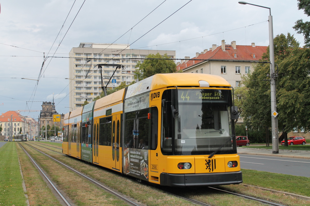 Дрезден, SachsenTram NGT 6 DD ZR № 2590