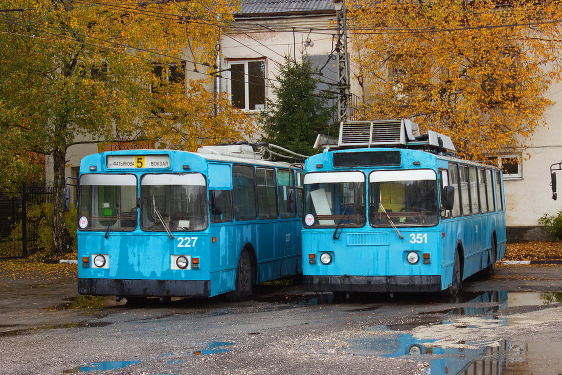 Владимир, ЗиУ-682Г-012 [Г0А] № 351; Владимир, ЗиУ-АКСМ (АКСМ 100) № 227