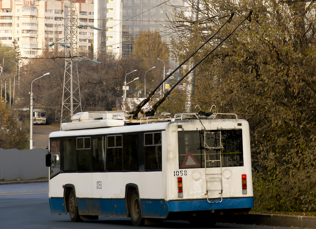 Уфа, БТЗ-52767А № 1058