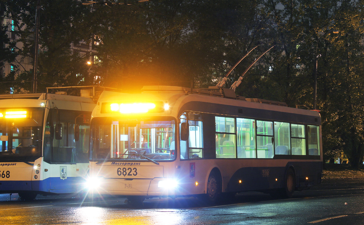 Москва, БКМ 321 № 6823
