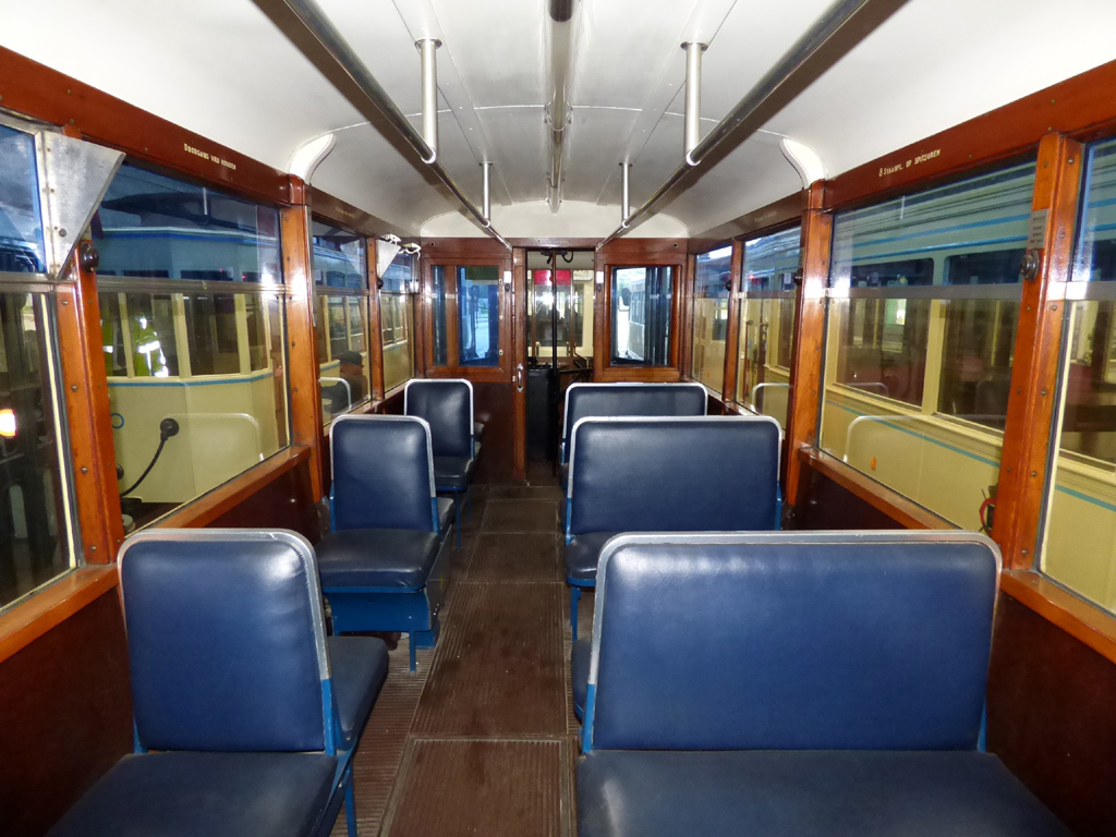 Береговой трамвай, Трёхосный моторный вагон № 339