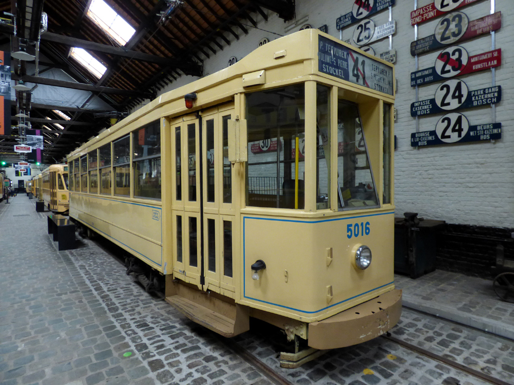 Brussels, MIVB/STIB Series 5000 Br. 5016