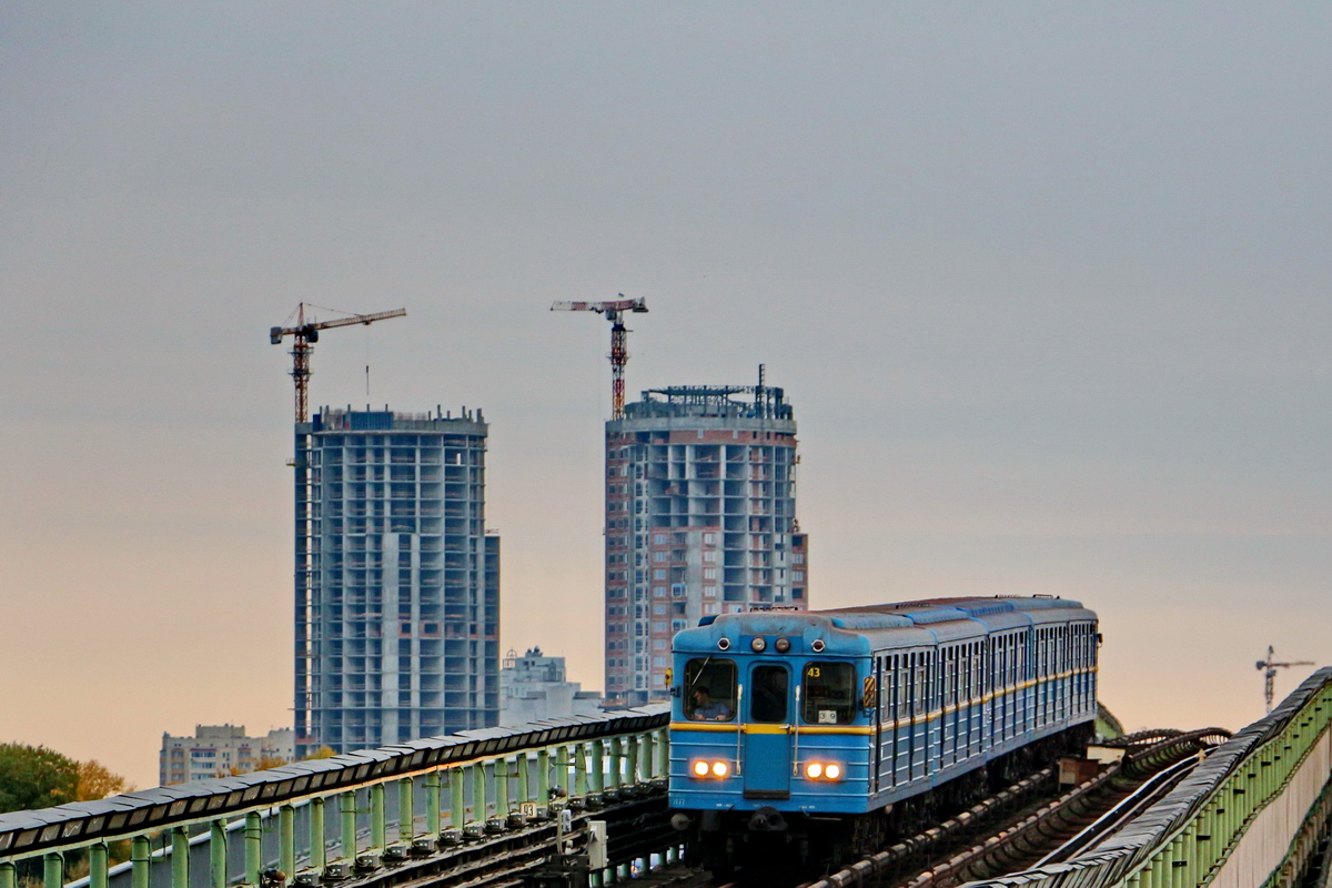 Киев, Ема-502 № 7177