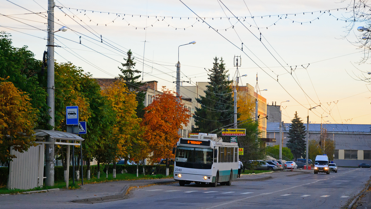 Пенза, ЗиУ-682Г-016.02 № 2040