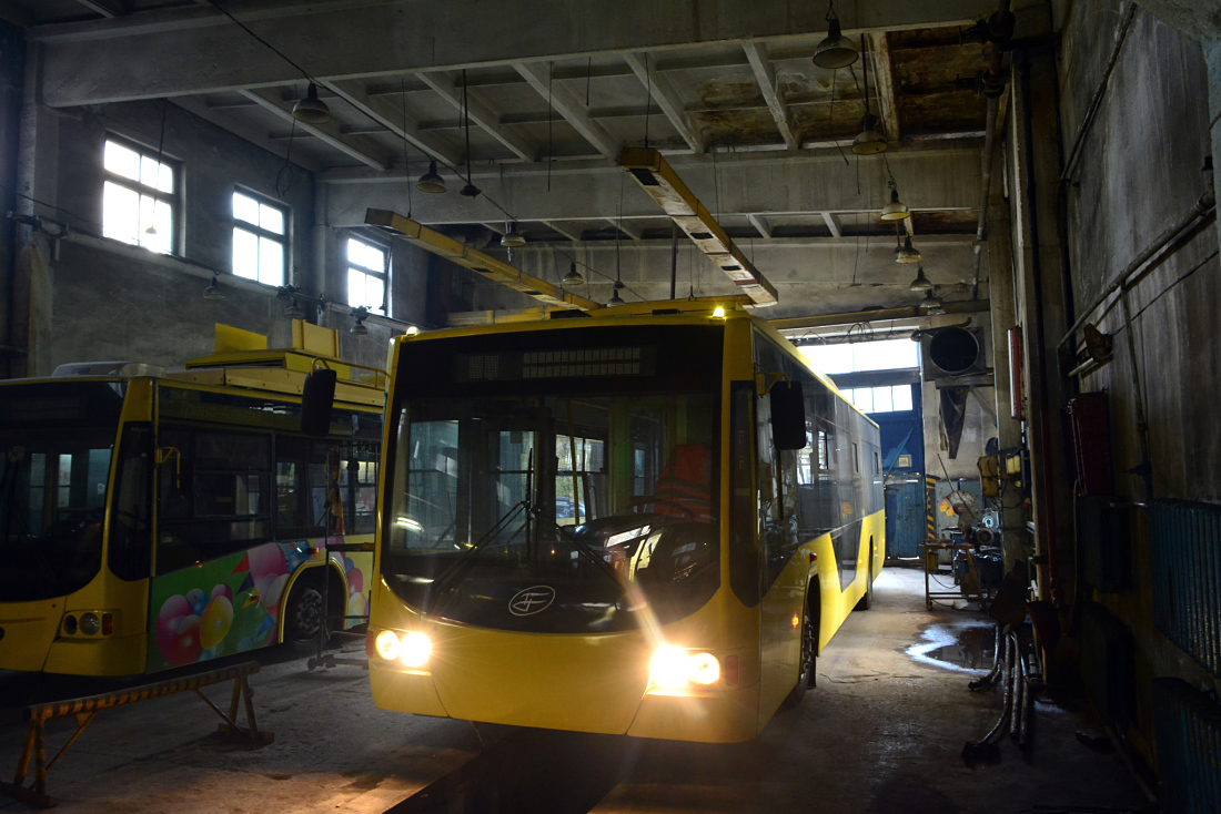 Владивосток, ВМЗ-5298.01 «Авангард» № 258