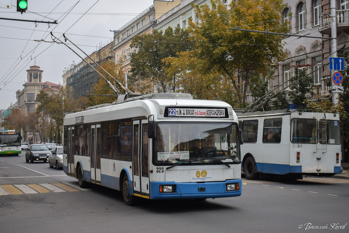 Ростов-на-Дону, БКМ 32102 № 323