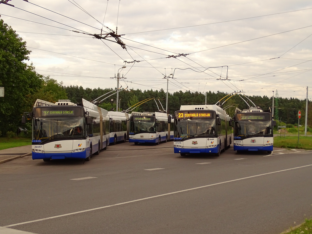 Рига, Solaris Trollino III 18 Ganz-Škoda № 26597; Рига, Škoda 27Tr Solaris III № 27276; Рига, Solaris Trollino III 18 Ganz № 26564