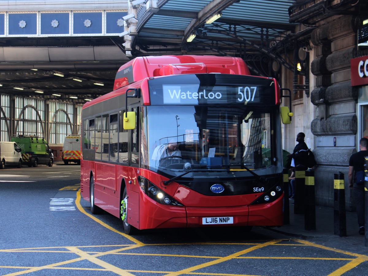 Лондон, Alexander Dennis Enviro 200 EV № SEe9