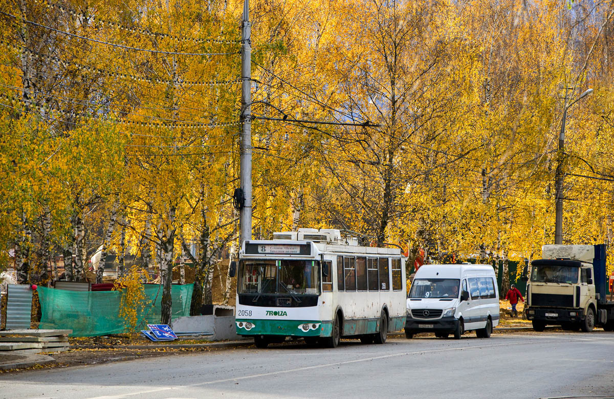Penza, ZiU-682G-016.02 č. 2058