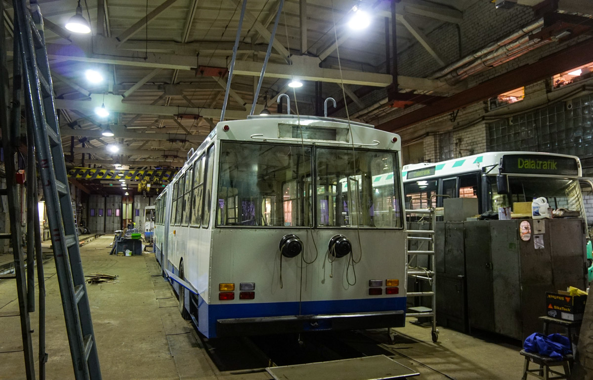 Таллин, Škoda 15Tr02/6 № 423 Таллин, Škoda 15Tr02/6 № 423