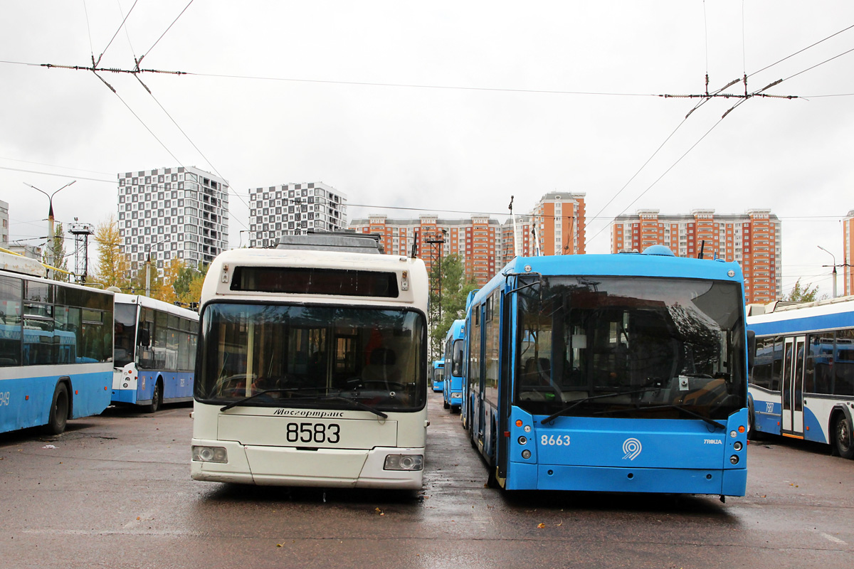 Moskva, BKM 321 č. 8583; Moskva, Trolza-6206.00 “Megapolis” č. 8663