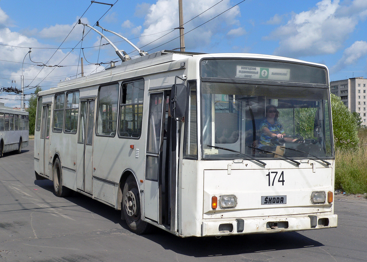 Вологда, Škoda 14TrM (ВМЗ) № 174