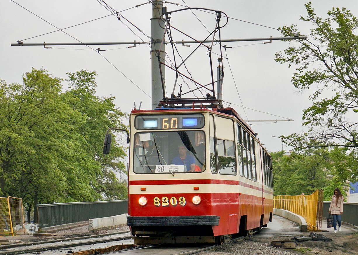 Санкт-Петербург, ЛВС-86К № 8209