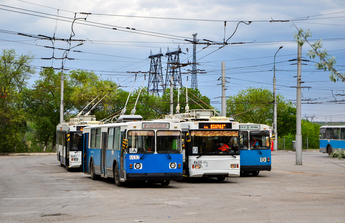 Волгоград, ЗиУ-682 (ВЗСМ) № 4437