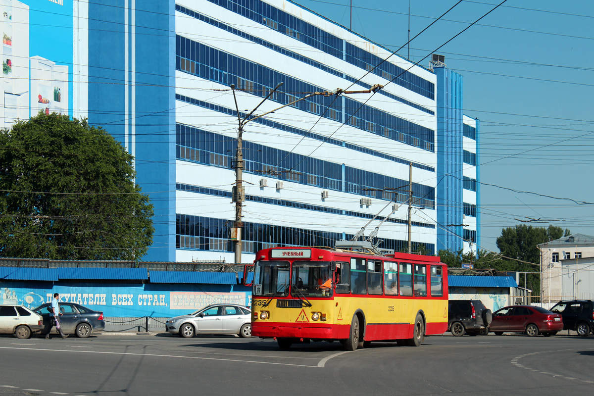 Саратов, ЗиУ-52642 № 2235