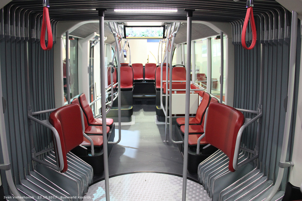 Линц, Van Hool Exqui.City 24 № 221