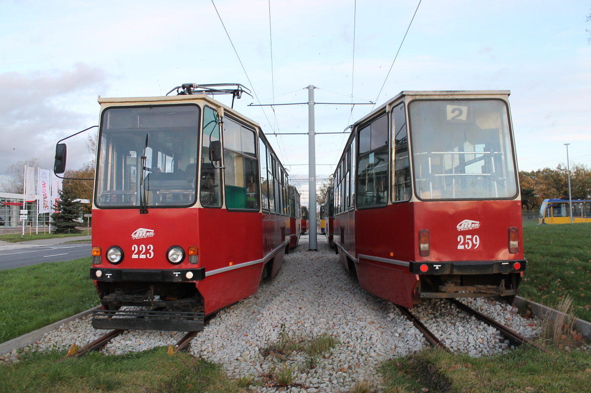 Торунь, Konstal 805Na № 223; Торунь, Konstal 805Na № 259
