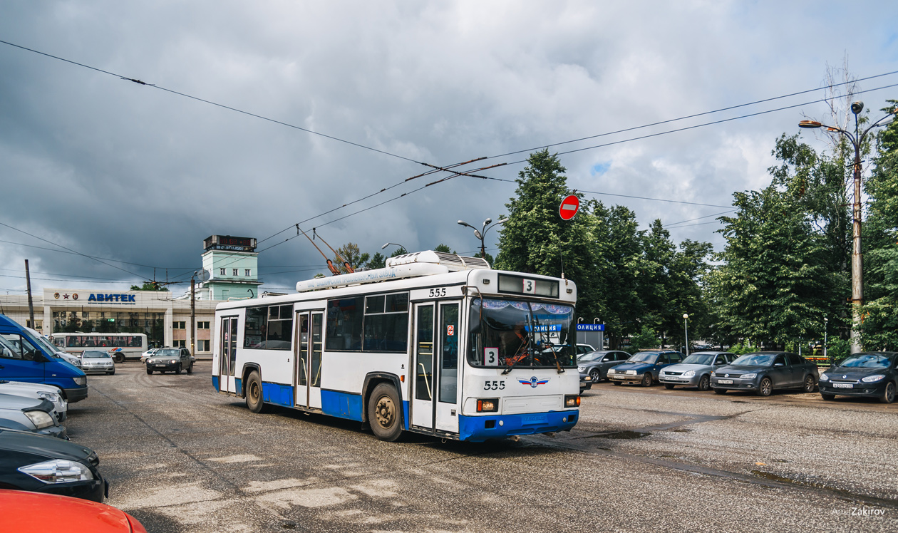 Киров, БТЗ-52764Р № 555