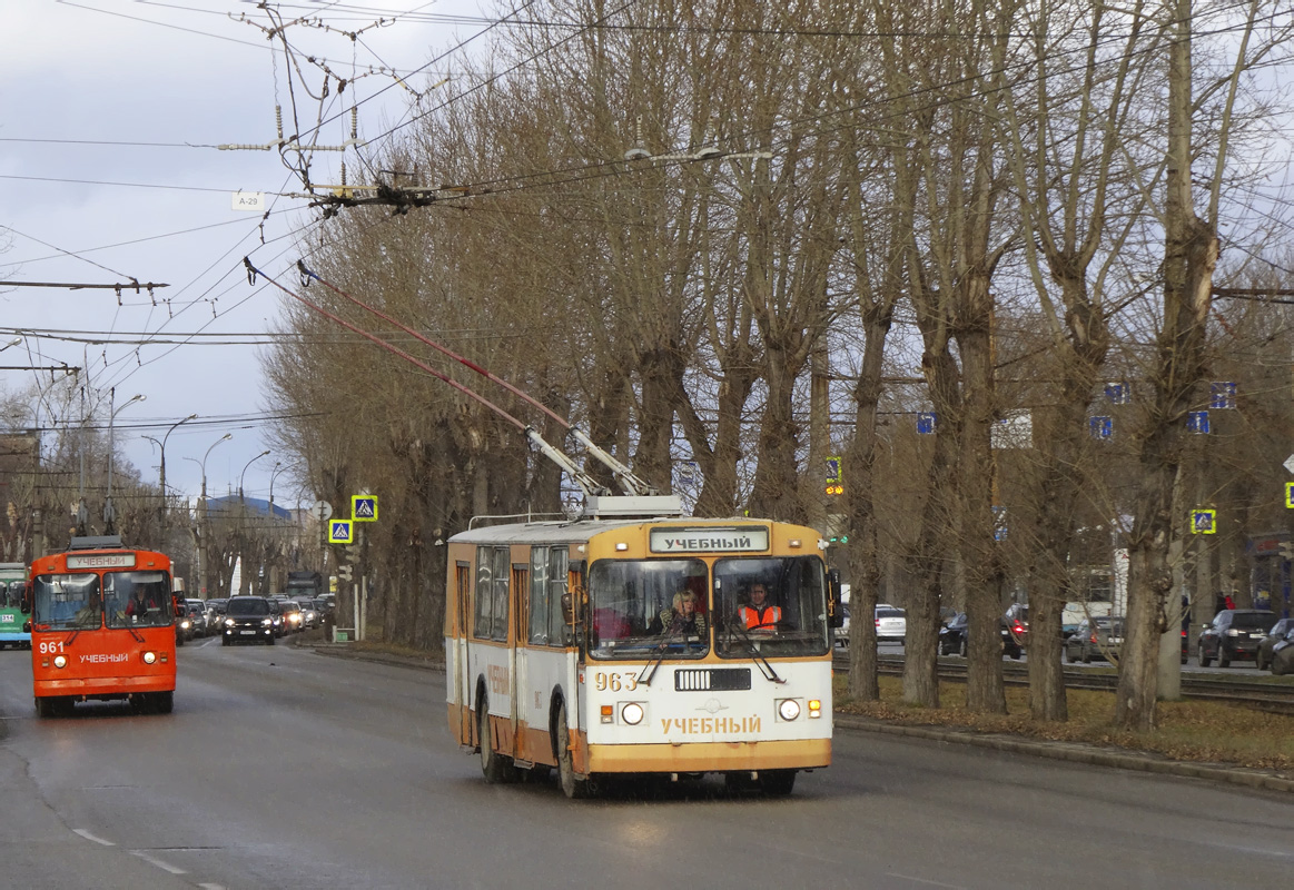 Yekaterinburg, ZiU-682GN # 963