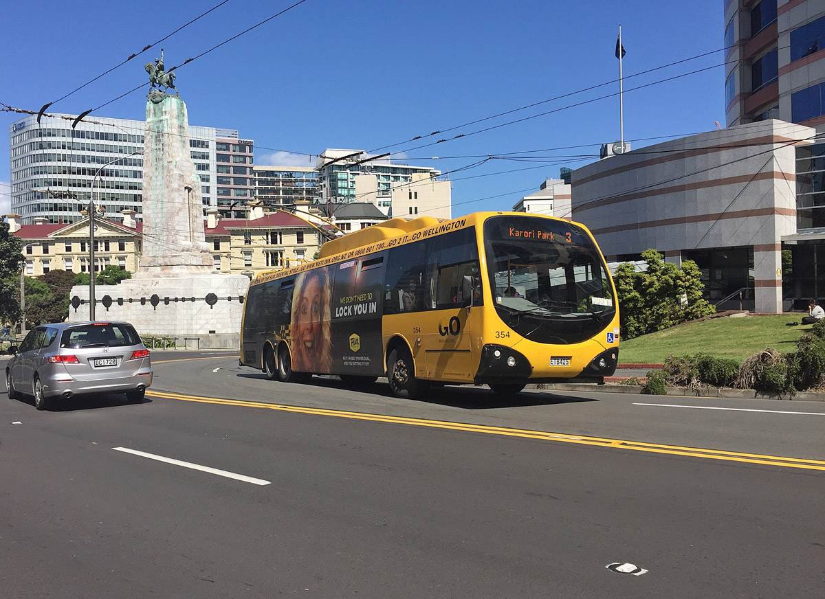 Веллингтон, Designline MK-IV № 354; Веллингтон — Последний день работы троллейбуса 31 октября 2017 г.