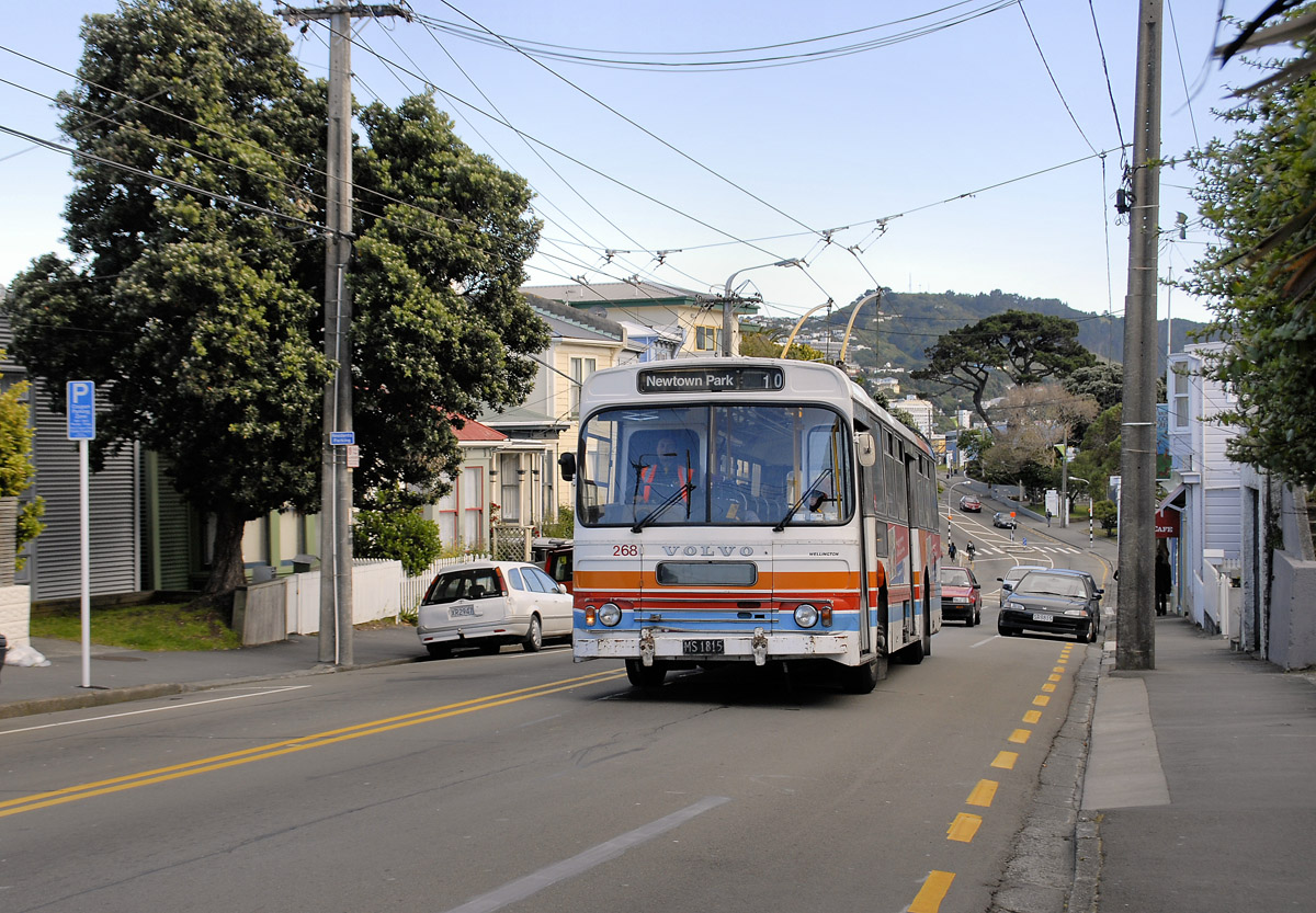 Wellington, CWI Hunter B40D № 268; Wellington — Last Day of Operation of Volvo B58 Trolleybuses 16 November 2009