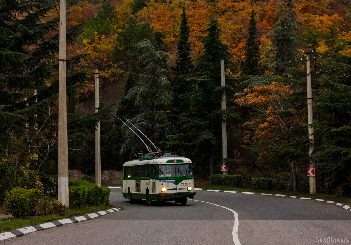 Крымский троллейбус, Škoda 9TrH27 № 7706