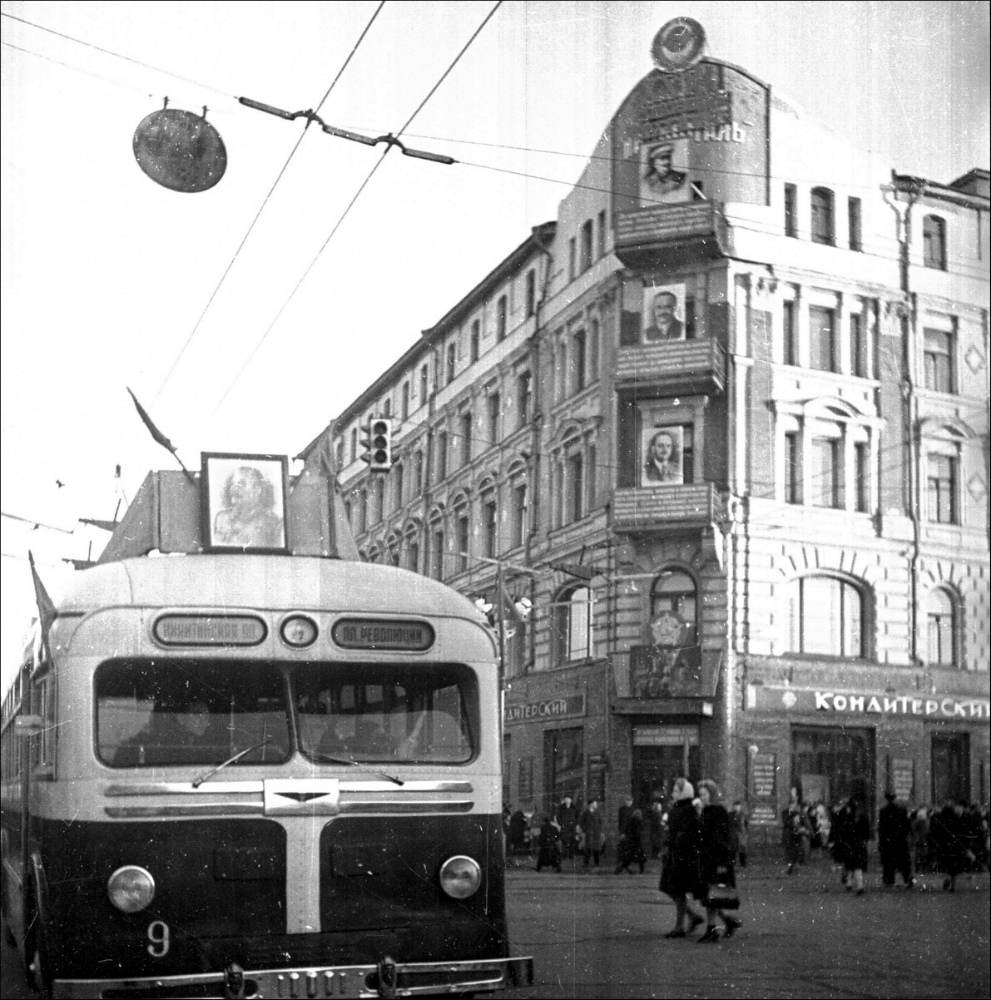 Самара, МТБ-82Д № 9; Самара — Исторические фотографии — Трамвай и Троллейбус (1942-1991)
