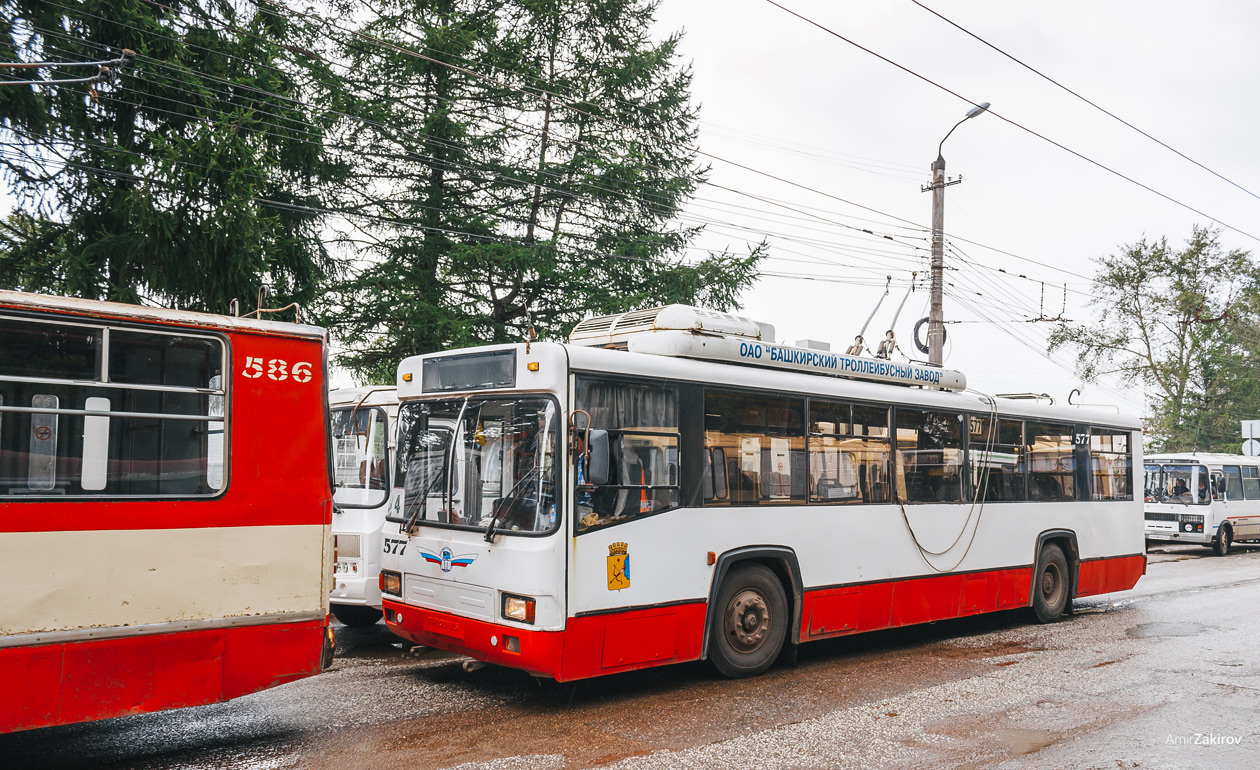 Киров, БТЗ-52764Р № 577