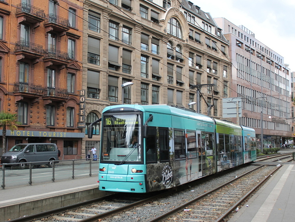 Франкфурт-на-Майне, Bombardier Flexity Classic № 224