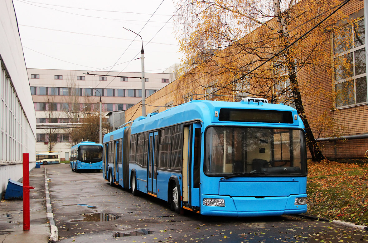 Москва, СВАРЗ-6237 № 7688