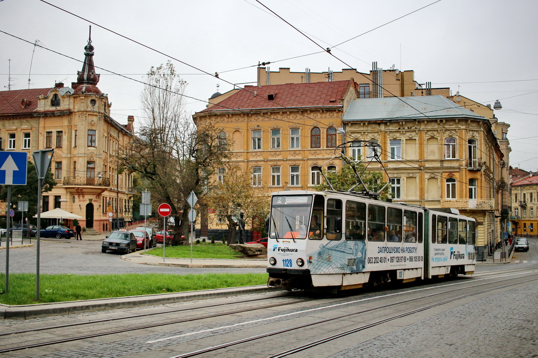 Львов, Tatra KT4SU № 1128