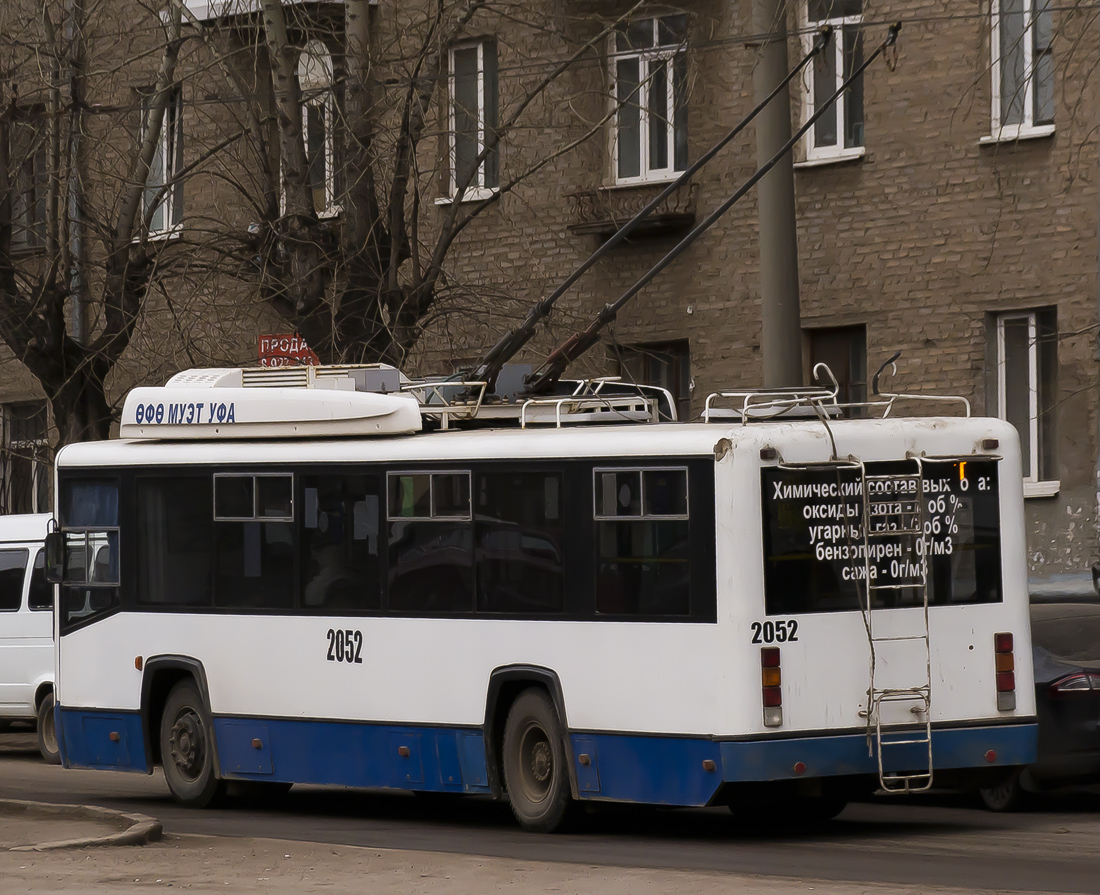Уфа, БТЗ-52767 № 2052