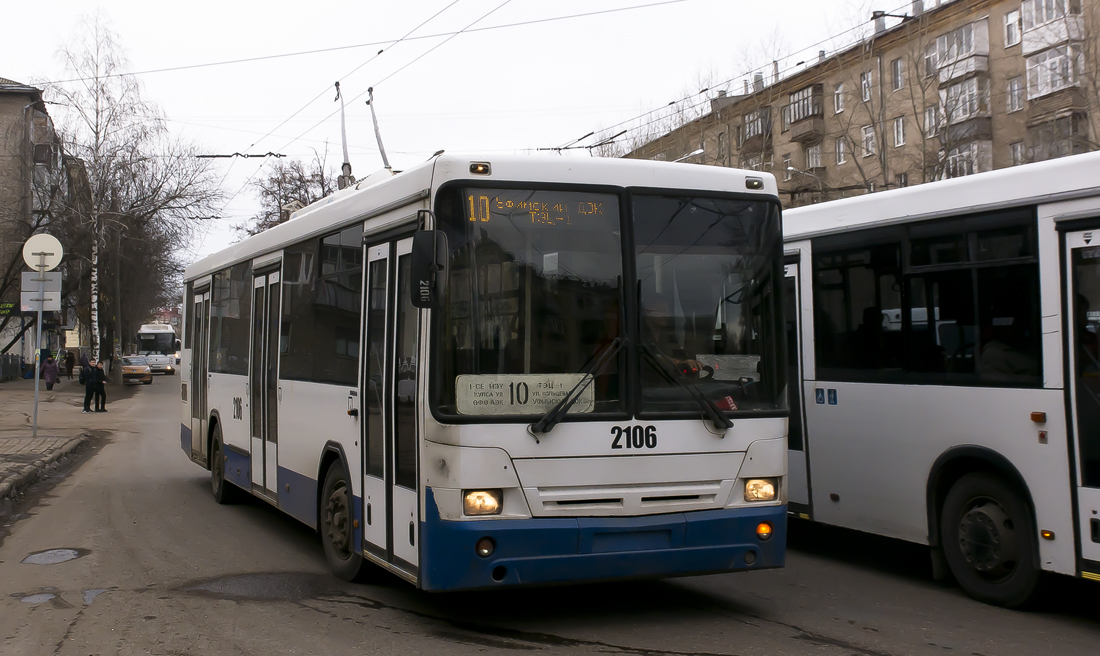 Уфа, НефАЗ-БТЗ 52765А № 2106