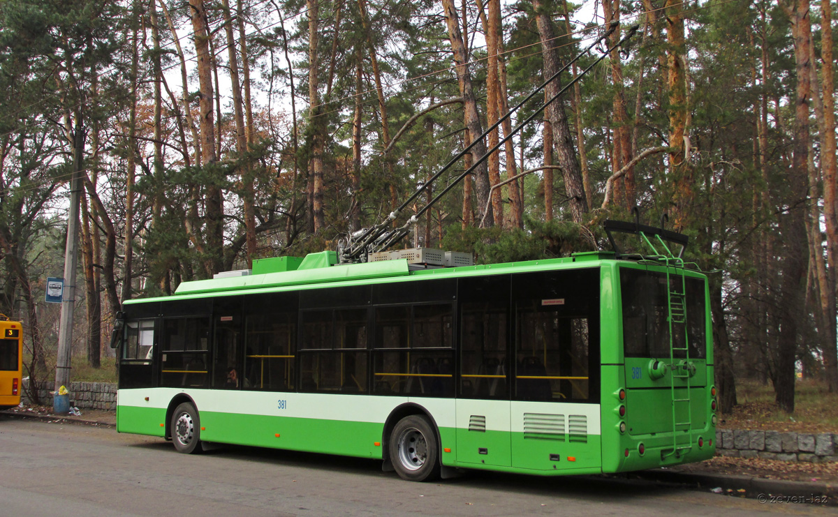 Черкассы, Богдан Т70117 № 381
