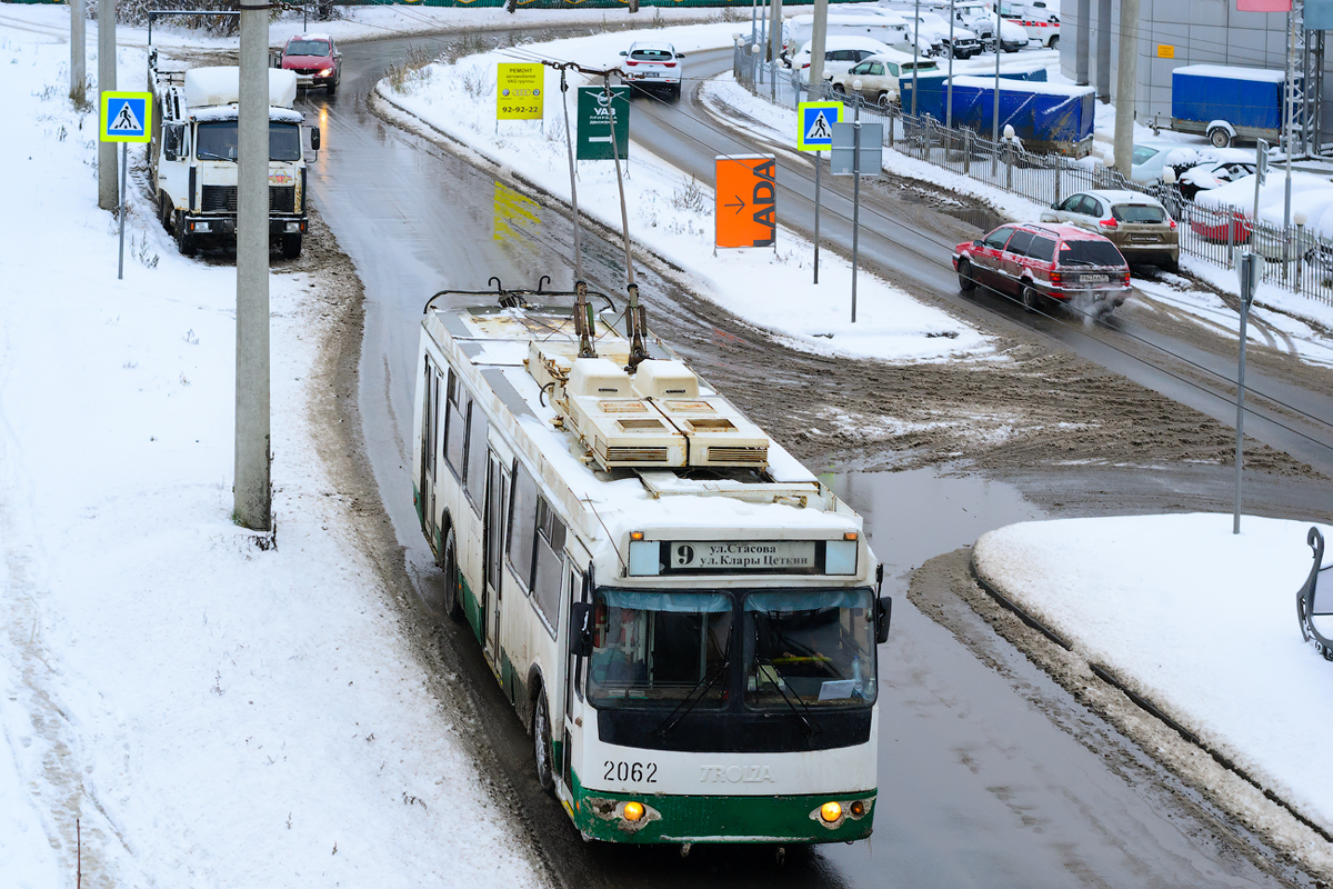 Пенза, ЗиУ-682Г-016.02 № 2062