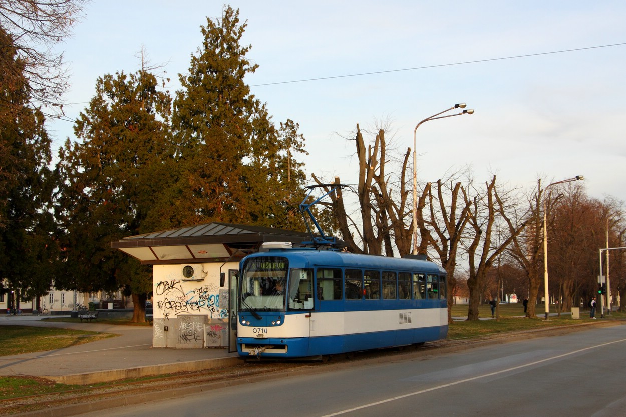 Osijek, Tatra T3PV.O # 0714