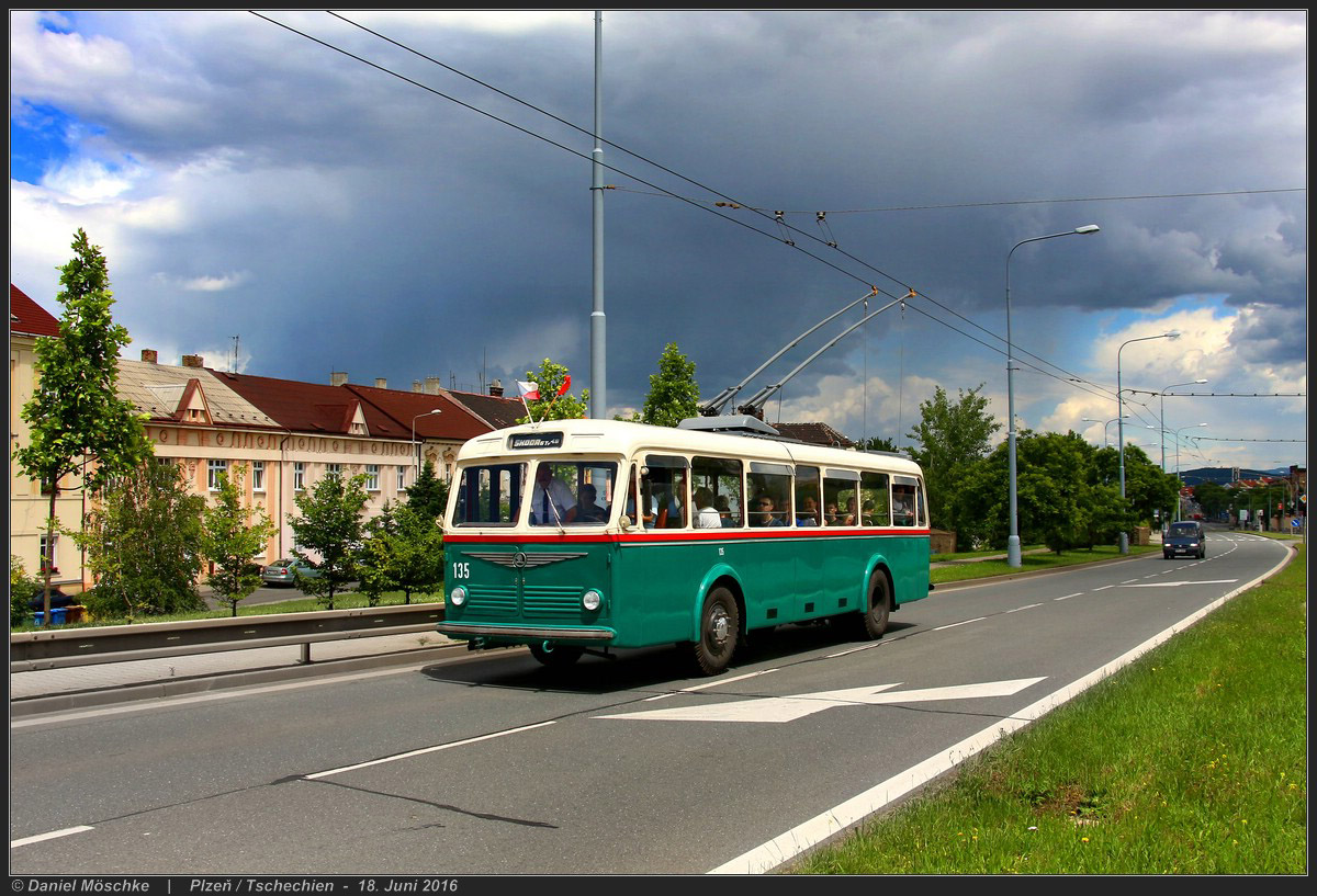 Брно, Škoda 6Tr2 № 135; Пльзень — 75 лет троллейбусного движения в Пльзени