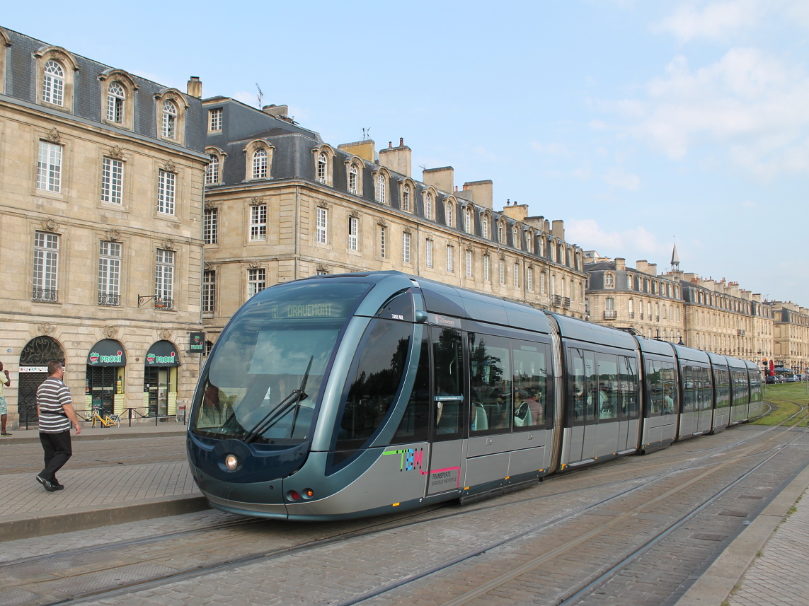 Bordeaux, Alstom Citadis 402 Nr. 2203 Bordeaux, Alstom Citadis 402 Nr. 2203