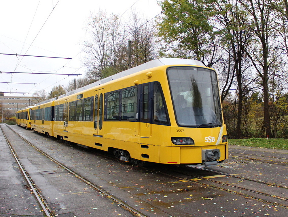 Штутгарт, Stadler DT8.14 № 3557
