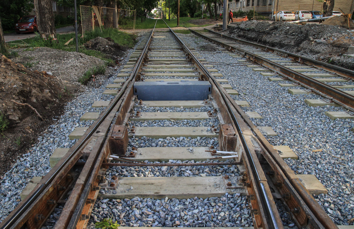 Yekaterinburg — The construction of a tram line along street Tatishcheva