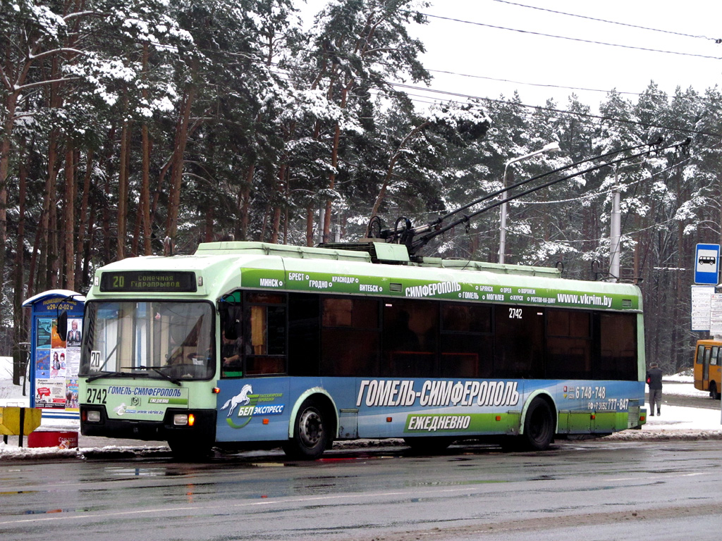 Гомель, БКМ 32102 № 2742