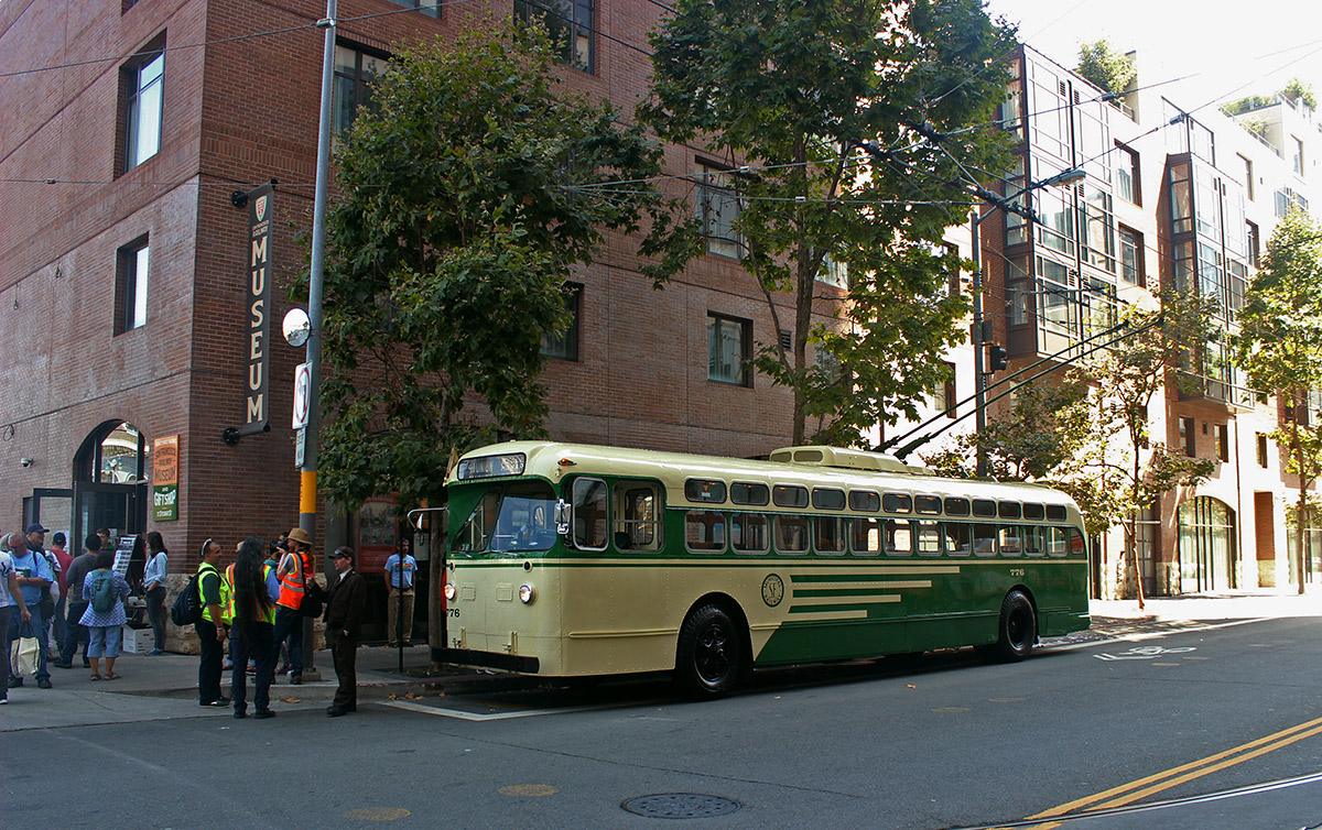 Сан-Франциско, область залива, Marmon-Herrington TC48 № 776