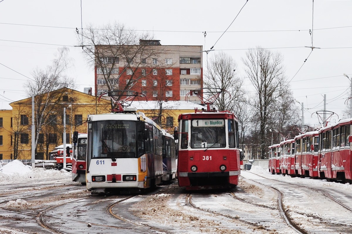Vitebskas, 71-605 (KTM-5M3) nr. 381; Vitebskas, BKM 60102 nr. 611
