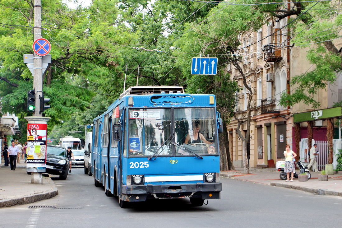 Одесса, ЮМЗ Т1 № 2025