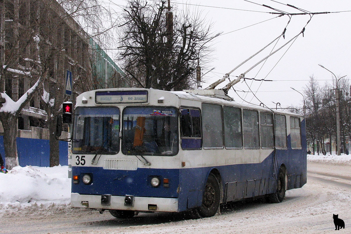 Novgorod, ZiU-682G-016  [Г0М] — 35