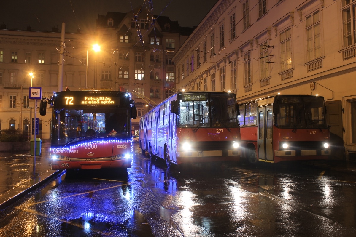 Budapeszt, Solaris Trollino III 18 Škoda Nr 9000; Budapeszt, Ikarus 280.94 Nr 277