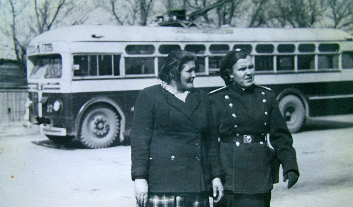 Chelyabinsk, MTB-82D № 27; Chelyabinsk — Historical photos